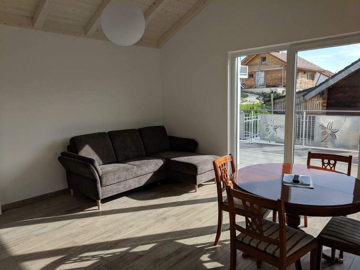 Haus Maerzenbach Apartment เคาฟ์บอยเริน ภายนอก รูปภาพ